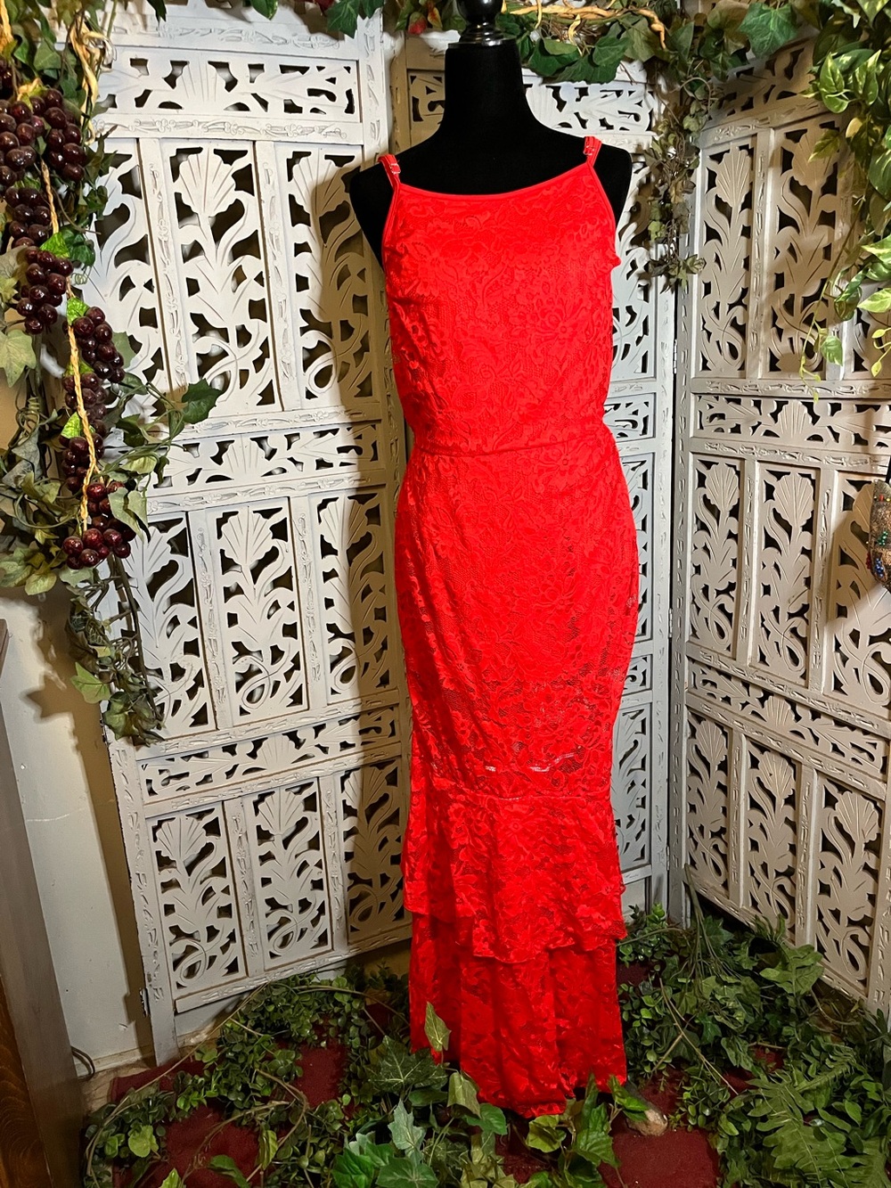 SHEIN BAE ELEGANT ROSEY RED LACE FISHTAIL TIERED & RUFFLED FORMAL MAXI DRESS